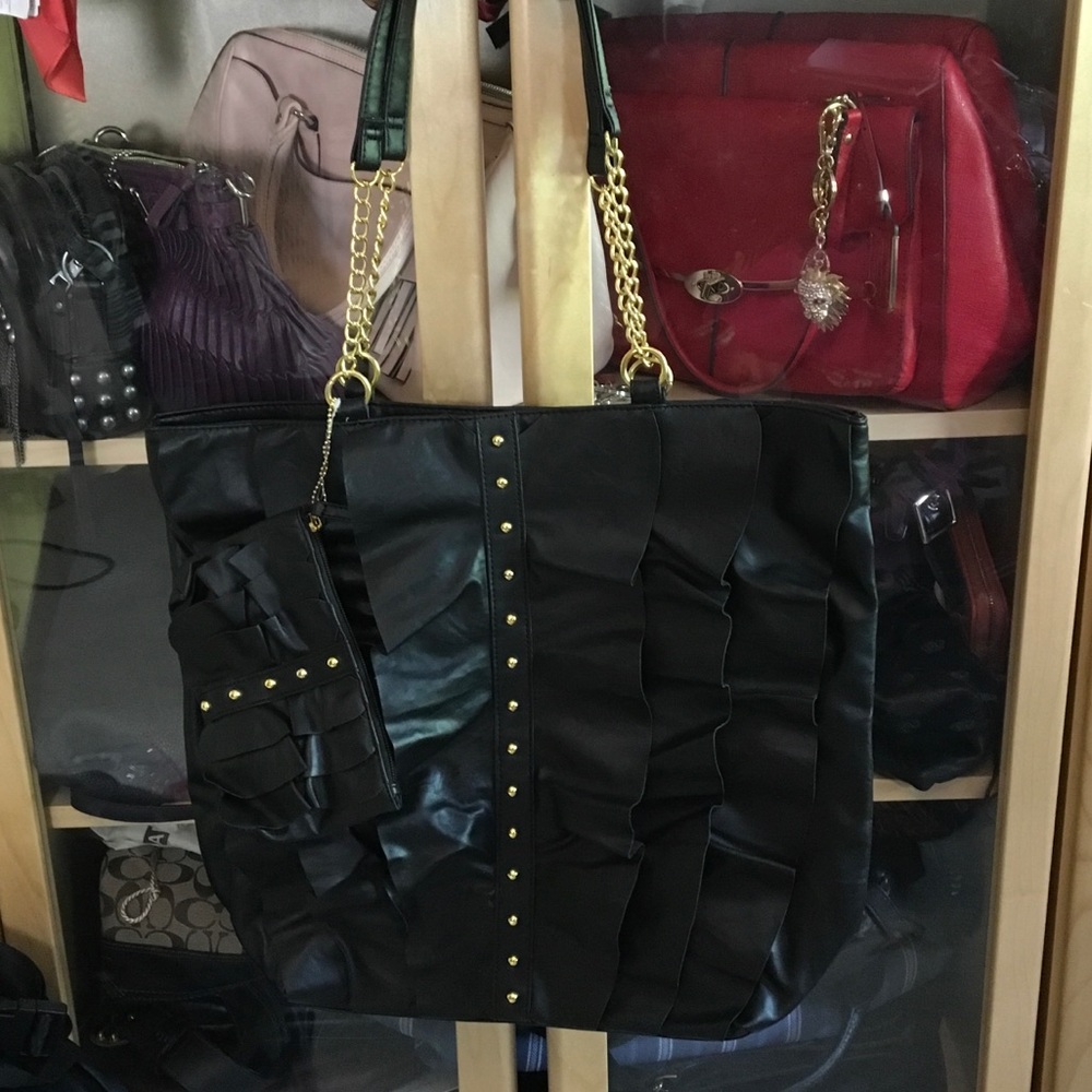 NEW fancy ruffle chain tote bag